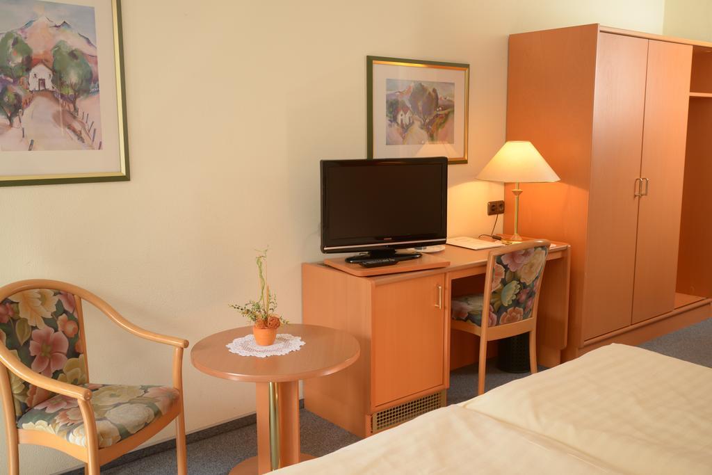 Pension & Metzgerei Friedrich トレプガスト 部屋 写真